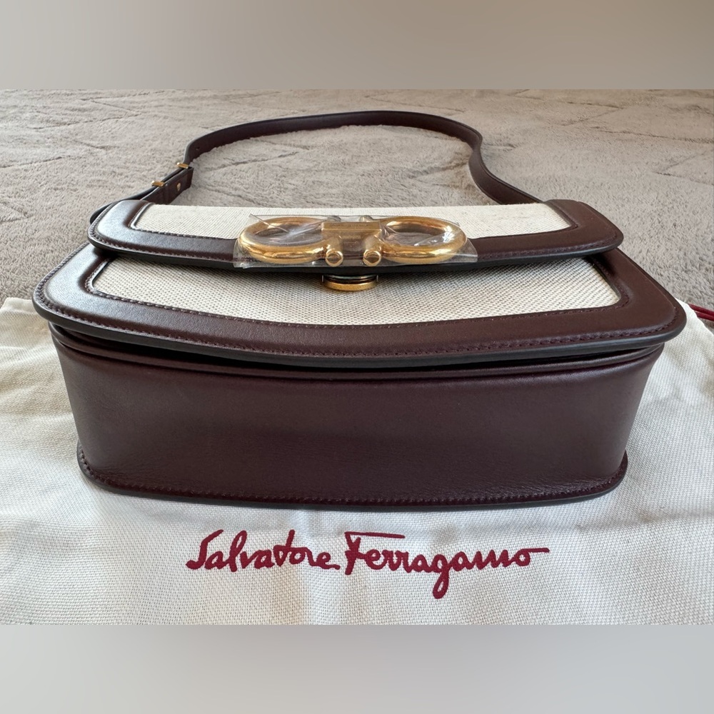 NEW🔥FERRAGAMO Trapezio Canvas & Leather Crossbody Bag🔥 - Picture 10 of 16